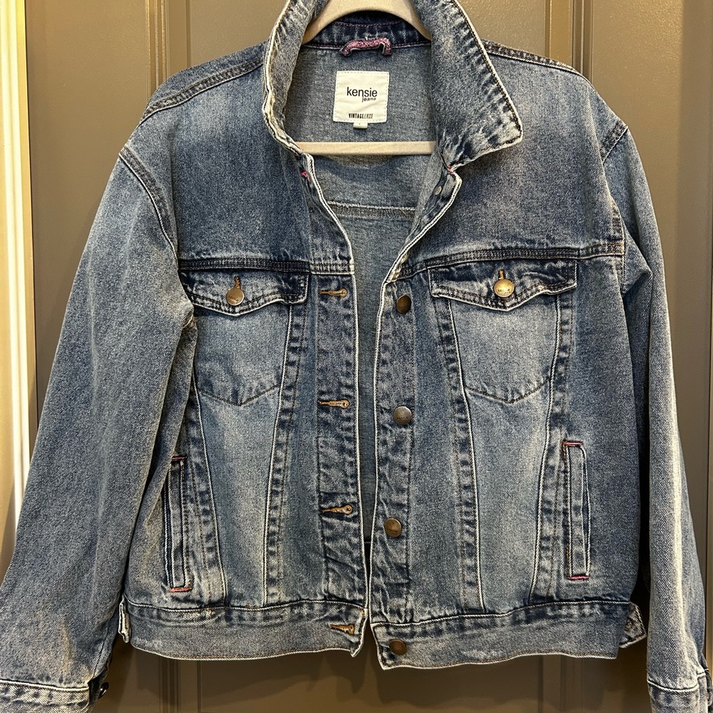 Kensie Relaxed Fit Denim Jacket